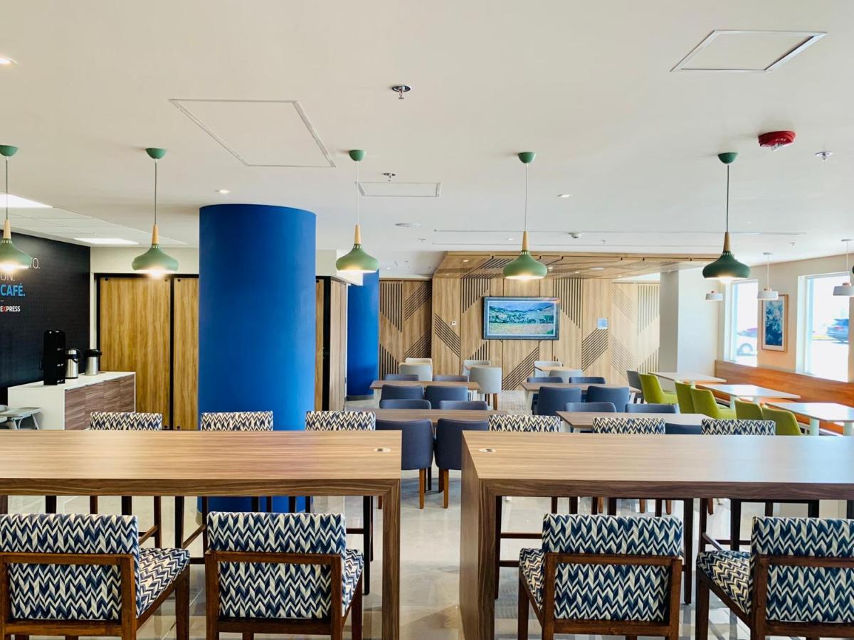 Holiday Inn Express - Guadalajara Vallarta Poniente By Ihg Zapopan Exterior photo